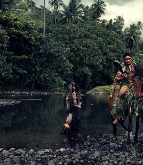  ??  ?? Right: Ua Pou, French Polynesia. The Marquesan men wear a pareu, a colourful sarong skirt wrapped around the waist.