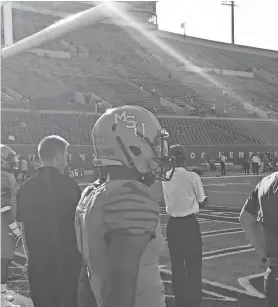  ?? DREW HILL ?? Tony Pollard sports Memphis' new throwback helmet.