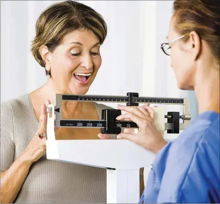  ?? ?? Older adults need to adjust their routines as they age in order to maintain healthy weights.