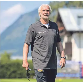  ?? FOTO: JÖRG SCHÜLER/BAYER 04 ?? Rudi Völler im Trainingsl­ager von Bayer Leverkusen in Österreich.