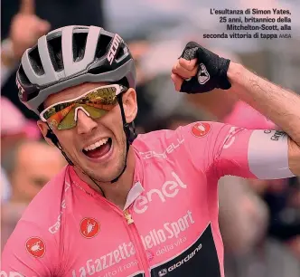  ??  ?? L’esultanza di Simon Yates, 25 anni, britannico della Mitchelton-Scott, alla seconda vittoria di tappa ANSA