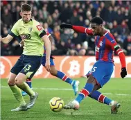  ??  ?? CRYSTAL CLEAR: Schlupp fires Palace’s winner