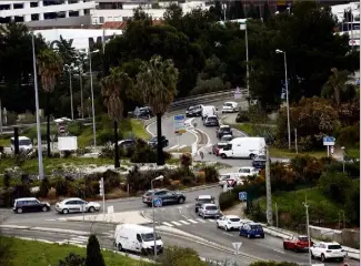  ?? (Photo doc Var-matin) ?? Les bouchons, notamment en fin de journée, gâchent la vie des clients comme les travailleu­rs et les habitants de la zone autour du centre commercial Grand Var.