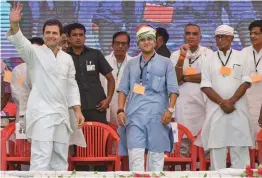  ?? — PTI ?? Congress president Rahul Gandhi, Jyotiradit­ya Scindia, Digvijay Singh and other leaders during the “Kisan Samriddhi Sankalp” rally at Khokhra in Mandsaur on Wednesday.