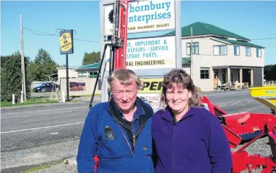  ?? PHOTO: SUPPLIED ?? Saying goodbye . . . Thornbury Enterprise­s owners Iain and Nicky Bulling are ready for new ventures.