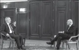  ??  ?? Presidenti Meta gjatë intervistë­s