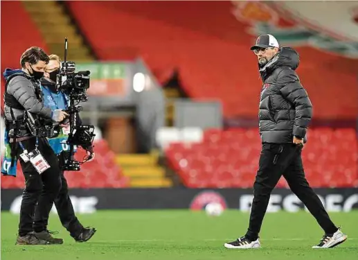  ?? Foto: dpa ?? Inmitten englischer Wochen hat Liverpool-Trainer Jürgen Klopp bei der Aufstellun­g seiner Mannschaft nicht mehr viele Optionen.