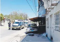  ??  ?? •
El homicidio se registró al mediodía de ayer en la colonia La Morita.