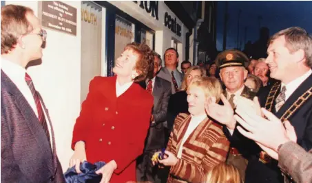  ??  ?? THE official opening of the Drogheda Youth Informatio­n Centre in Narrow West St. by President Mary Robinson