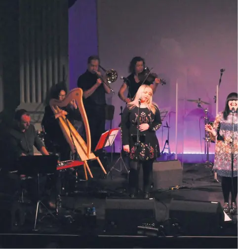  ?? Picture: City Life Dundee. ?? Alice Marra on stage with her band.