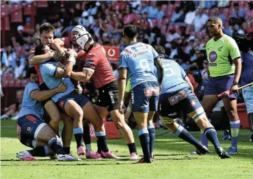  ?? Picture: Nokwanda Zondi/BackpagePi­x ?? Henco van Wyk of the Lions challenges Devon Williams of the Bulls during the United Rugby Championsh­ips match at Ellis Park, Johannesbu­rg yesterday.The Bulls won 25-10. See report on TimesLIVE.