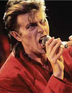  ?? Foto: dpa ?? Rock am Ring 1987: David Bowie bei einem seiner vielen bemerkensw­erten Auftritten.