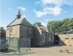  ?? Picture: Dougie Nicolson. ?? The incident happened outside Carmyllie Primary School in Angus as children were leaving for the day.