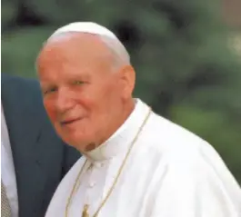  ?? ARCHIVO CLARÍN ?? Karol Wojtyla. Fue un Papa viajero porque realizó más de cien viajes por el mundo.