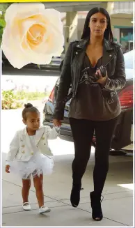  ??  ?? Kris dotter Kim Kardashian, 36, är så förtjust i Corey att hon vill att hennes dotter North West, 3, ska få vara tärna på ett eventuellt bröllop.