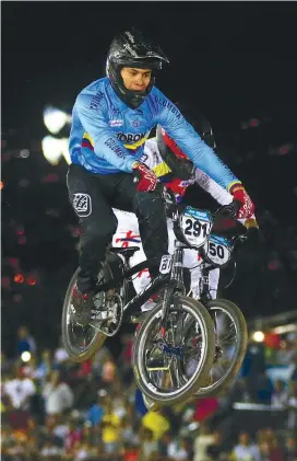  ?? FOTO ?? El BMX demostró nuevamente, con su espectacul­aridad, que tiene mucha afición en la ciudad de Medellín.