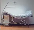  ?? Foto: Pattilabel­le, Fotolia ?? Auch am Klinikum Augsburg gibt es der zeit noch leere Betten, weil zuwenig Pfle gekräfte da sind.