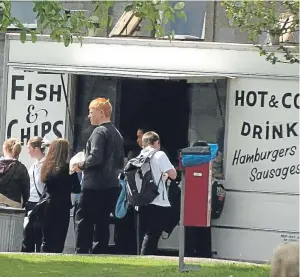  ?? Picture: Simon Walton. ?? Burger vans would have to have nutrition labelling.