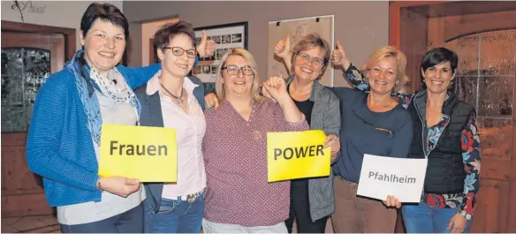  ?? FOTO: MÖCKLIN ?? Frauenpowe­r für Pfahlheim (von links): Regina Hägele, Claudia Hammele, Heike Israel, Petra Köppel, Regina Gloning und Ulrike Wohlfrom.