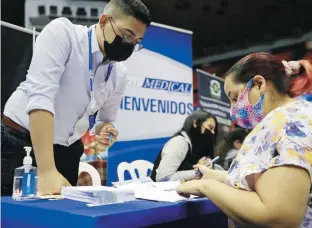  ?? Vanessa.serra@gfrmedia.com ?? La feria de empleo denominada “Trabajo Cerca de Tí”, contó con 4,000 plaza vacantes de 88 patronos que dijeron presente, pero solo 680 personas acudieron al evento.