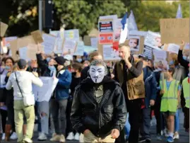  ??  ?? Illustrati­on d’une manifestat­ion contre les privations de liberté en novembre à Nice.