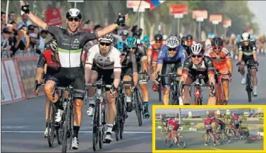  ??  ?? CARA Y CRUZ. Cavendish logró su primera victoria de 2017 y Contador se vio involucrad­o en una caída.