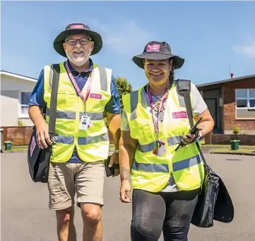  ?? VANESSA LAURIE/STUFF ?? Census 2023 senior collector Chris Lee and colleague Trina Seu will be knocking on doors in the region for two weeks, helping to deliver forms and answer questions.