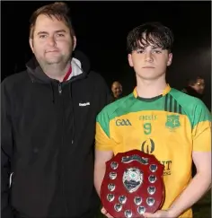  ??  ?? Winning captain James O’Leary with Dean Goodison.