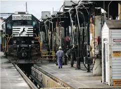  ?? LUKE SHARETT / BLOOMBERG NEWS FILES ?? Former CP Rail chief executive Hunter Harrison attempted a series of industry mergers, including a failed bid for Virginia-based Norfolk Southern Corp., above.