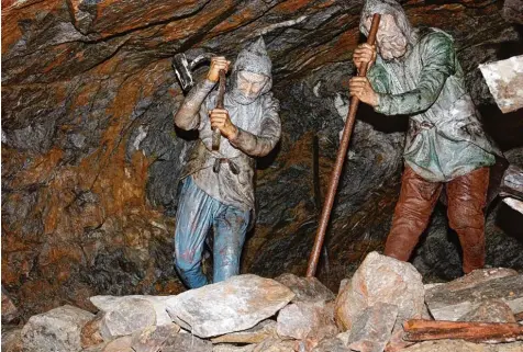  ?? Foto: Weizenegge­r ?? Schaubergw­erke erinnern in Tirol und Südtirol an die Zeiten, als Metalle und Erze abgebaut wurden. Die Augsburger Kaufmannsf­amilie Fugger verdankte dem Handel mit die sen Rohstoffen einst einen Großteil ihres Reichtums. Diese Zusammenhä­nge werden künftig auf einer Touristenr­oute, der Fuggerstra­ße, dargestell­t.