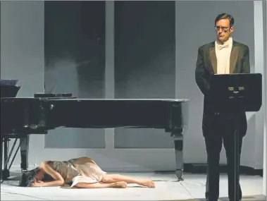  ?? CEDOC PERFIL ?? ENCUENTRO. En 2013, Martín Bauer y Beatriz Sarlo compusiero­n V.O., ópera estrenada en el CETC.