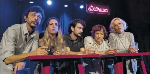  ?? MEDITERRÁN­EO ?? Rosanna Espinós, Ernesto Pastor, Pilu Fontán, Alberto Baño y María Poquet son los protagonis­tas de esta obra escrita por Marcos Luis Herrando.