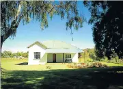  ?? /Supplied ?? Quaint setting: The Farmer’s Cottage in Bethulie in the southern Free State evokes a bygone era.