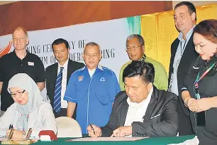 Padang Di Dewan Suarah Bintulu Bakal Dibaik Pulih Pressreader