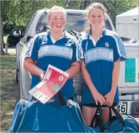  ??  ?? THE BEST: Forest View High School students Rachel Durie and Caitlin Bridson have made it to the national Teenage Competitio­n.