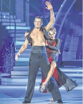  ?? PHOTO: KOBPIX ?? Waving bye: Denis Bastick performs with Valeria Milova for the final time on ‘Dancing With The Stars’ last night