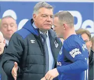  ??  ?? ON SHAKY GROUND Rooney snubs Allardyce at Goodison