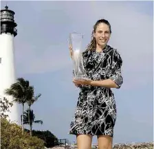  ??  ?? Campeona. Johanna Konta venció a Caroline Wozniacki en la Final de Miami.