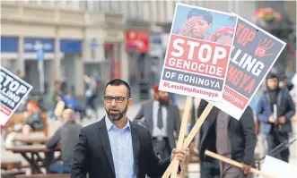  ?? Pictures: Kris Miller. ?? Above: protesters in Dundee voice anger over the genocide of Rohingya Muslims in Myanmar. Left Qaiser Habib, who organised the event Below: Dundee West MP Chris Law adresses the crowds.