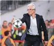  ?? FOTO: DPA ?? Der älteste Balljunge Münchens: Trainer Jupp Heynckes (72).