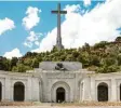  ?? Foto: Bildarchiv Monheim/akg, epd ?? In diesem Mausoleum ist Franco beerdigt.