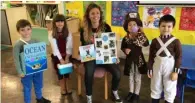  ?? ?? READ ON: Alison H Simpson at Wescott Infants on World Book Day