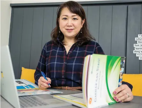  ?? PHOTO: GERRY MOONEY ?? ‘I love the culture’: Mariko Shimaguchi from Japan is now learning Gaeilge along with her son.