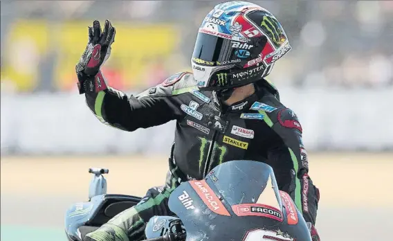  ?? FOTO: EFE ?? Johann Zarco está siendo profeta en su tierra de Le Mans Cuarta pole de su carrera MotoGP y su segunda del año tras Qatar y hoy buscará su primer triunfo en categoría estrella