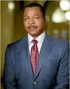  ??  ?? Carl Weathers plays Mark Jefferies in Chicago Justice.