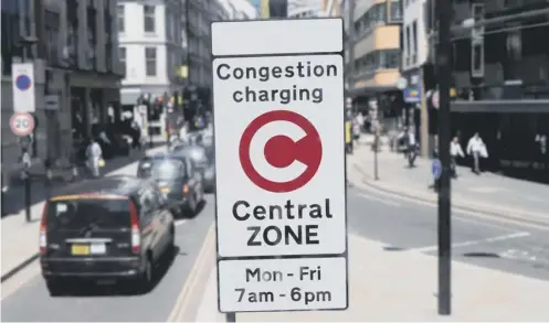  ??  ?? 0 Edinburgh residents overwhelmi­ngly rejected the introducti­on of a congestion charge in 2005