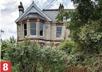  ?? ?? 8
House when Shona lived in Bideford, Devon
