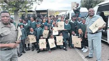  ?? ?? Hundreds of Lowveld learners enjoyed the SANParks Honorary Rangers’ litter awareness event.