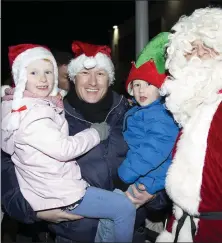  ??  ?? Isabelle, Paul and Stevie Moran with Santa.