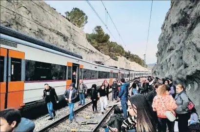  ?? ALEXIS VERGES ?? Accident d’un tren de Rodalies a Catalunya al febrer